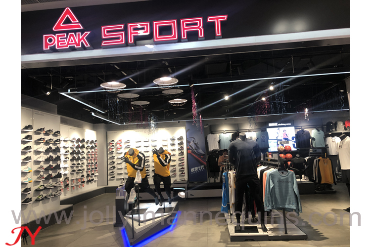 peak store sports mannequins in xuyi