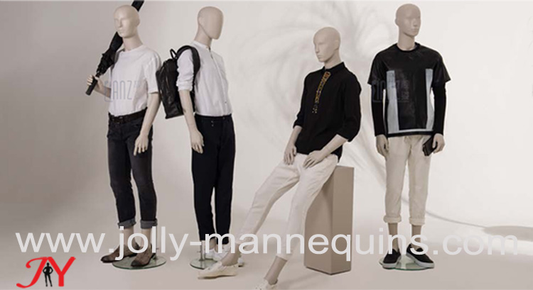 Jolly mannequins-luxury styliz..
