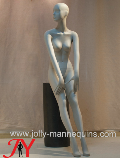 JOLLY MANNEQUINS