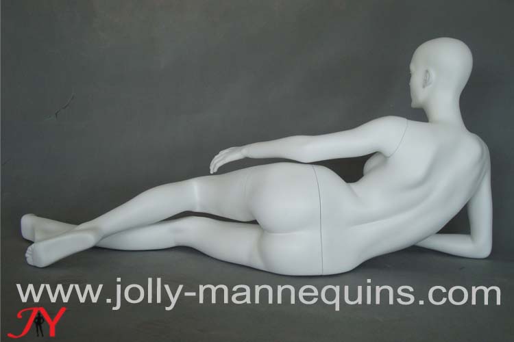 JOLLY MANNEQUINS